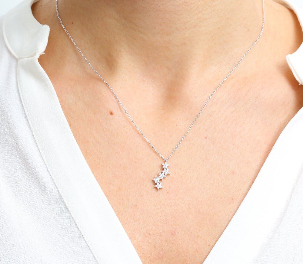 Asymmetric Stars Silver Necklace