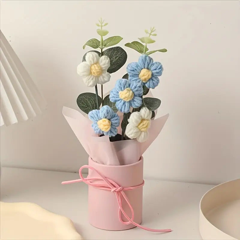 Knitted Blossom Vase Set - Blue