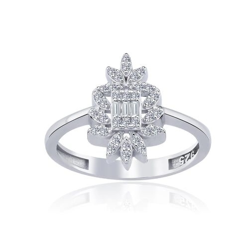 Queen of Elegance Baguette Silver Ring